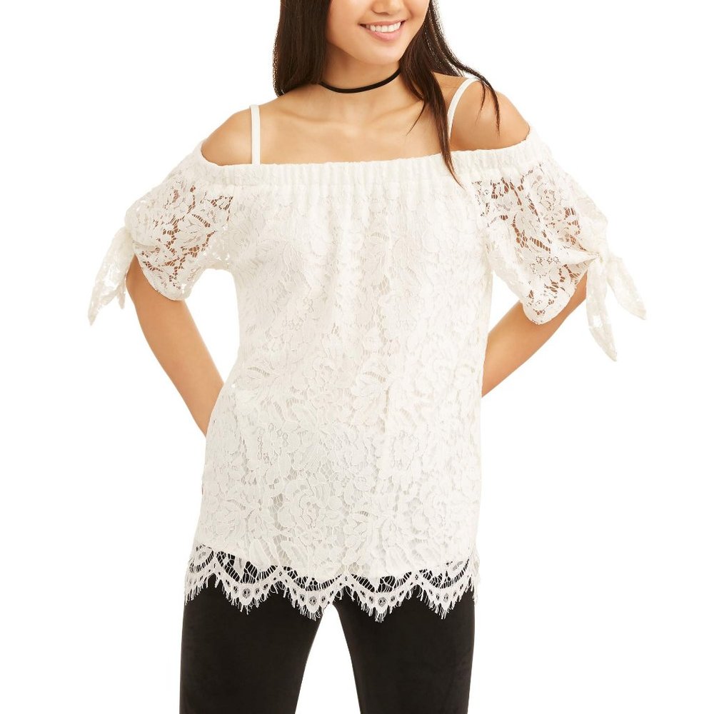 No Boundaries White off the shoulder lace top